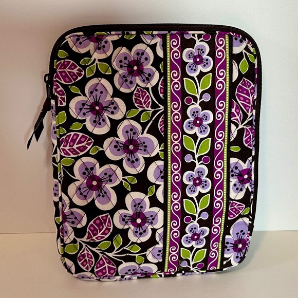 NWOT Vera Bradley Plum Petals Tablet Padded Sleeve Case eReader - Picture 2 of 3